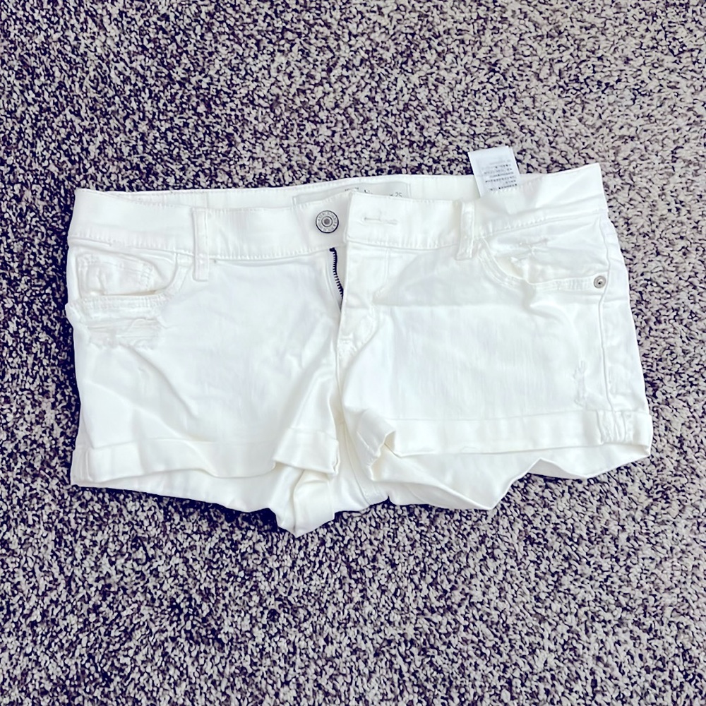 White Abercrombie & Fitch Jean shorts